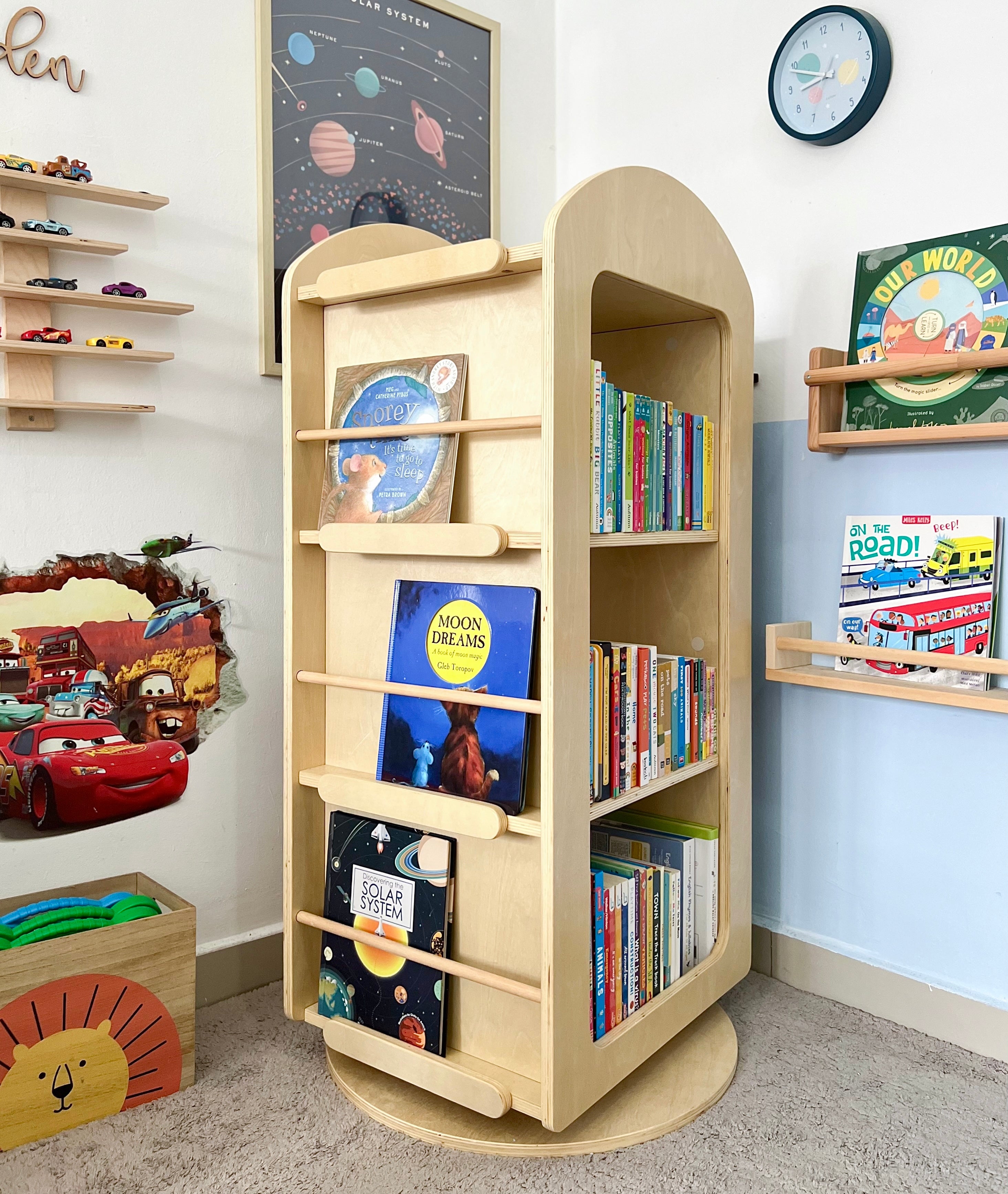 Leo Library Revolving Bookshelf