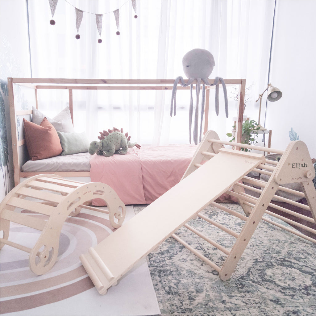 Play and Adventure Set